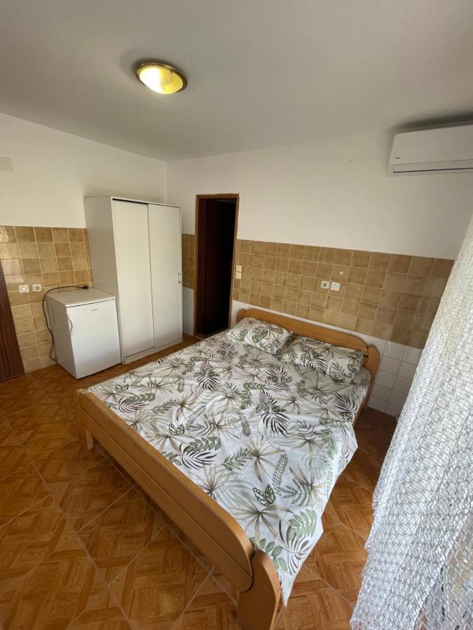 Hotel Summer Sky Ulcinj Exterior foto