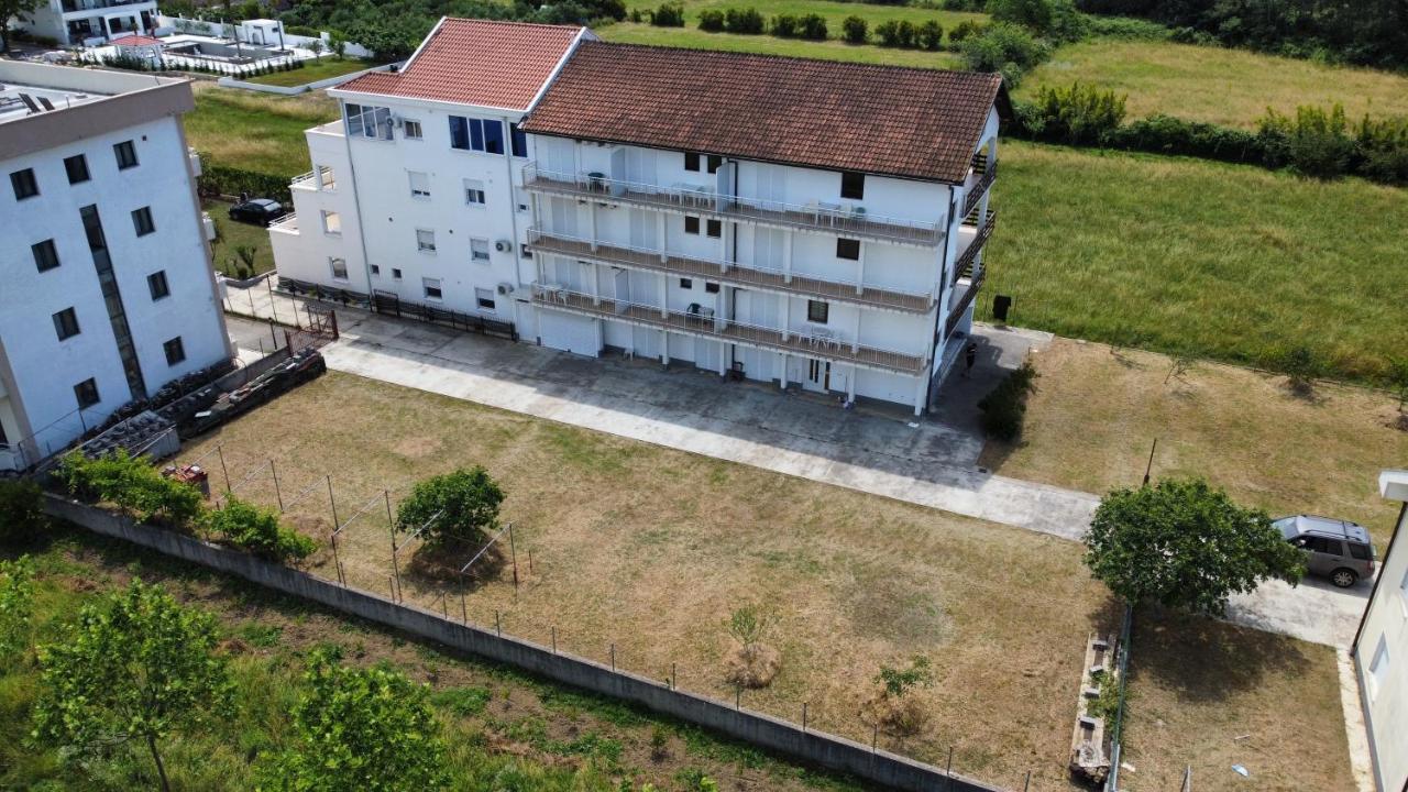 Hotel Summer Sky Ulcinj Exterior foto
